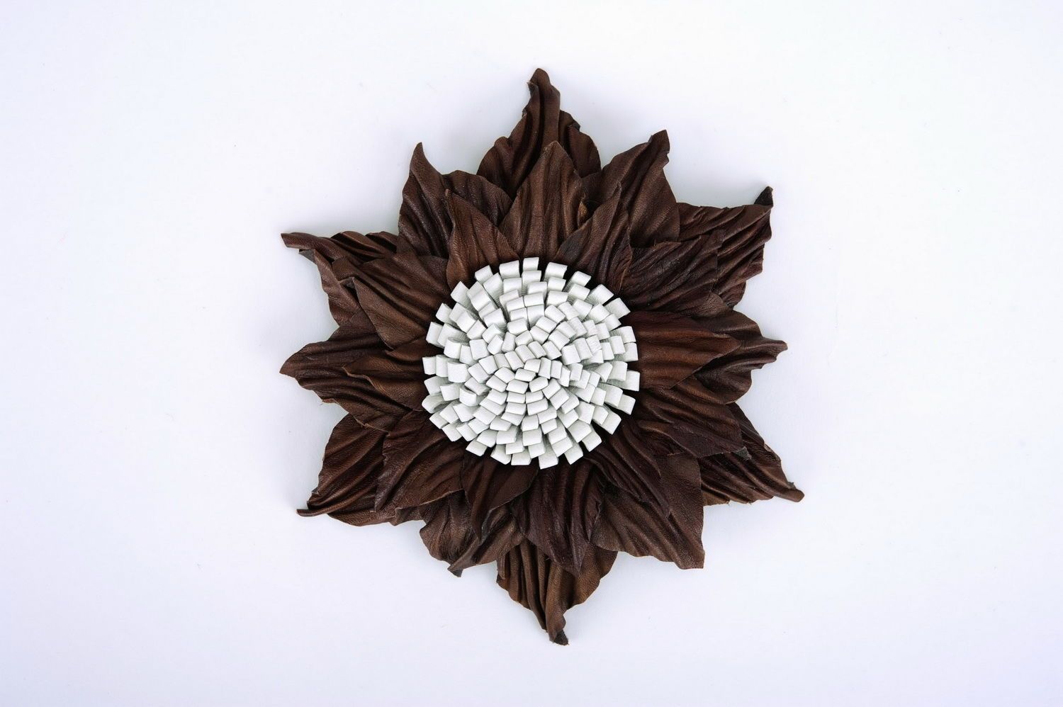 Leather Brooch Flower photo 2