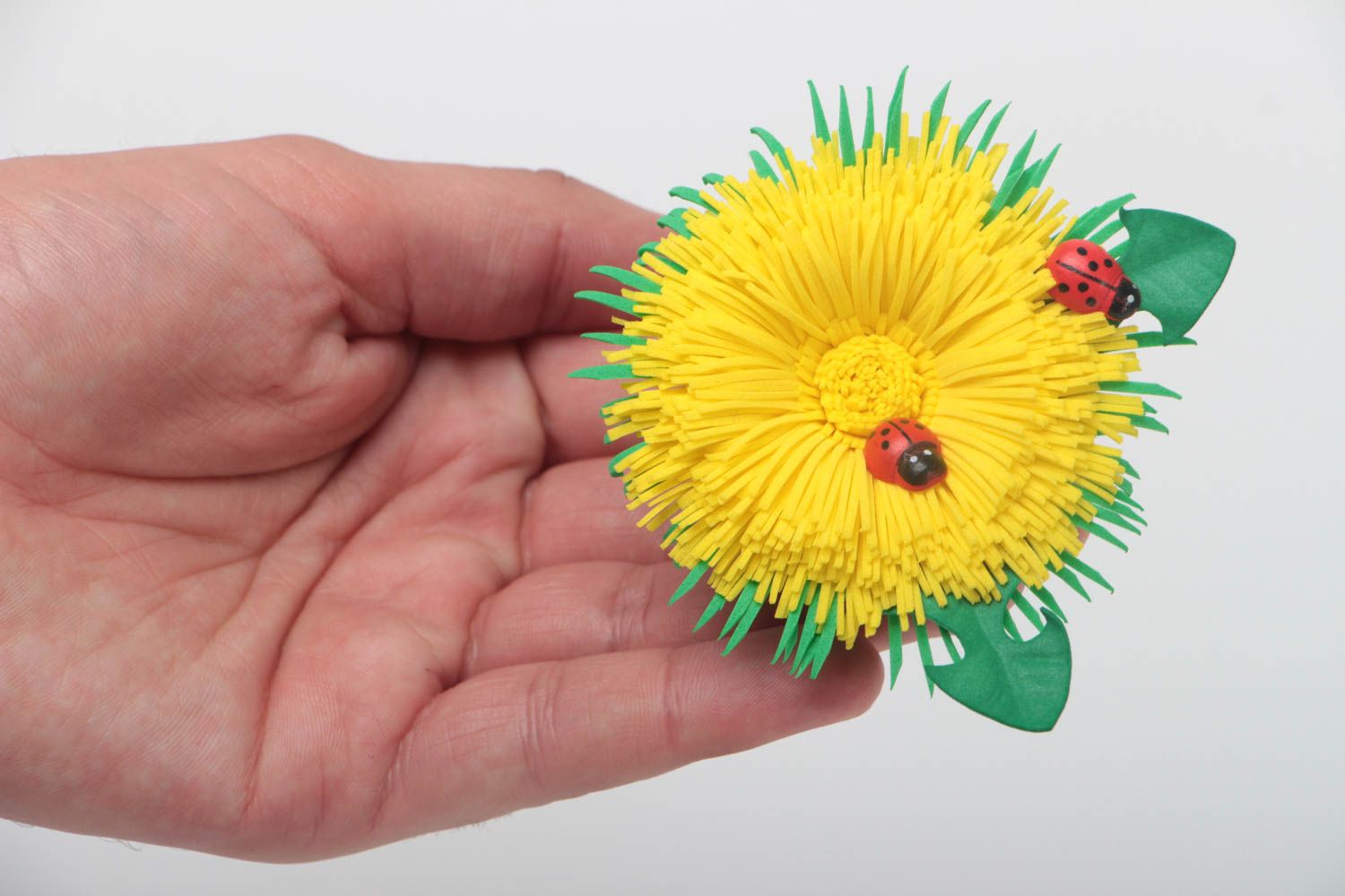 Gelber Stoff Haargummi aus Foamiran mit Blume handmade Accessoire foto 5