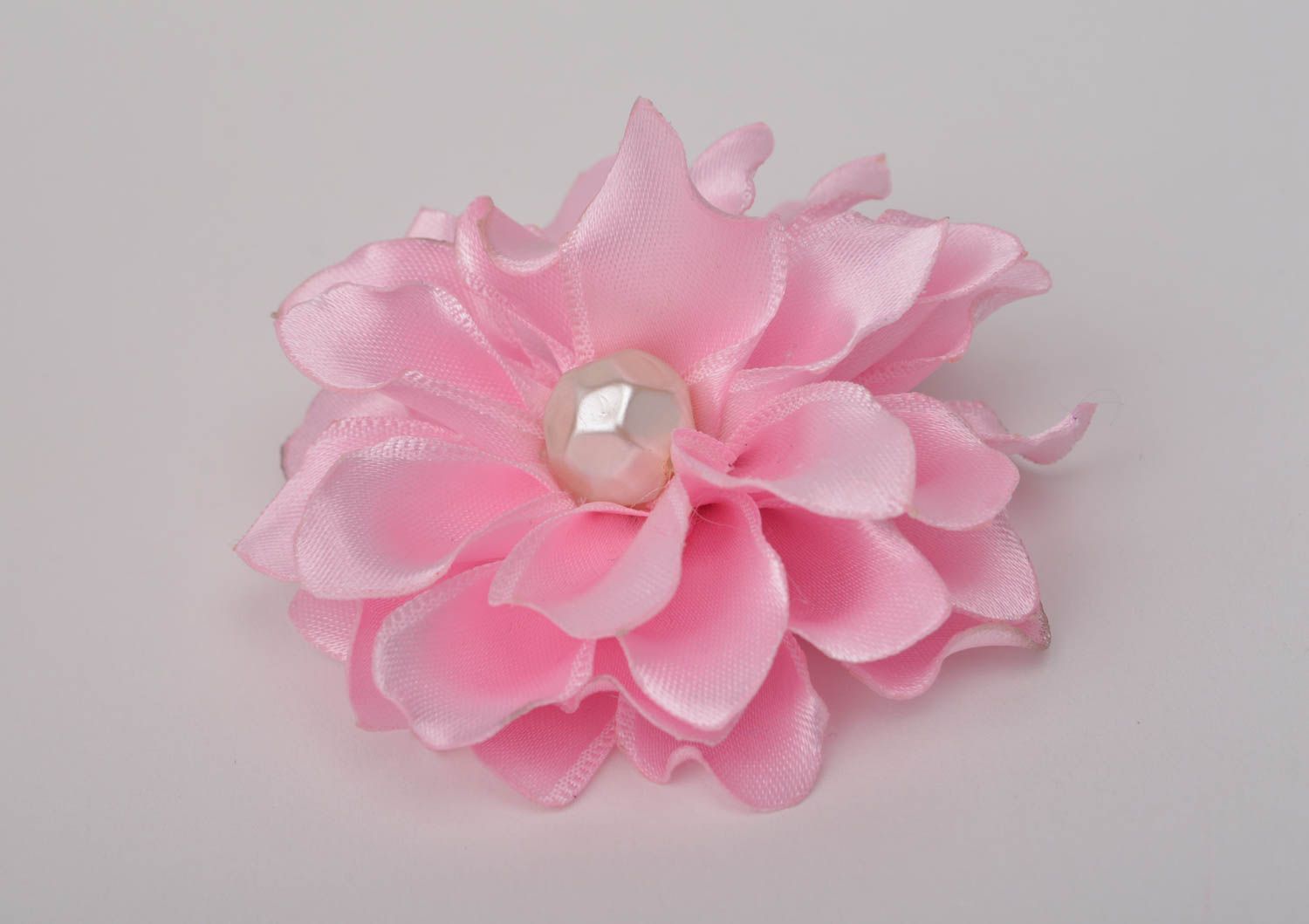 Заколка с цветком украшение ручной работы аксессуар для волос розовый красивый фото 2