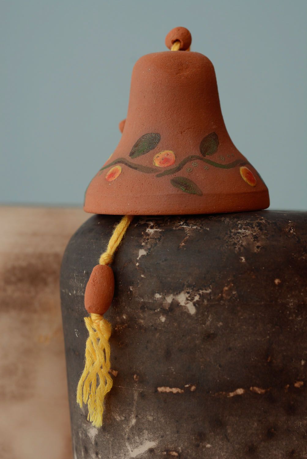 Ceramic hanging bell photo 1