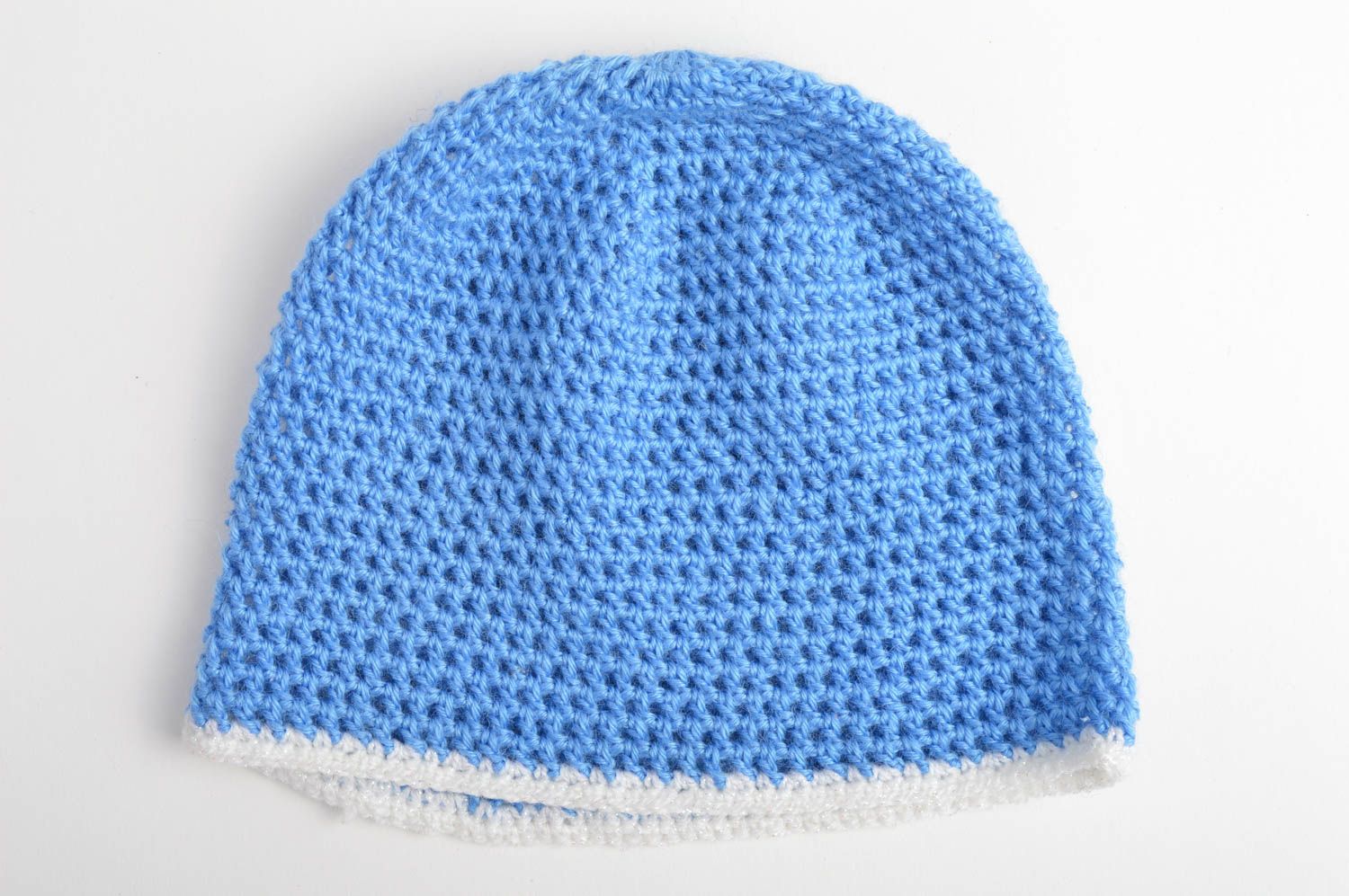 Bonnet tricot fait main Chapeau au crochet bleu clair ajouré Vêtement fille photo 3