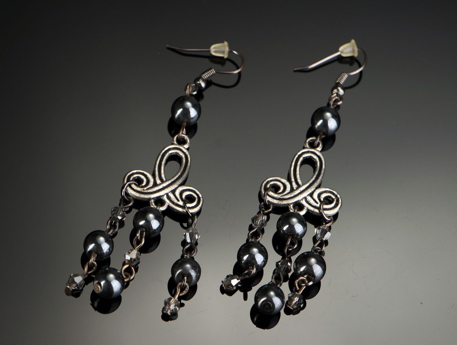 Crystal earrings with hematite photo 1