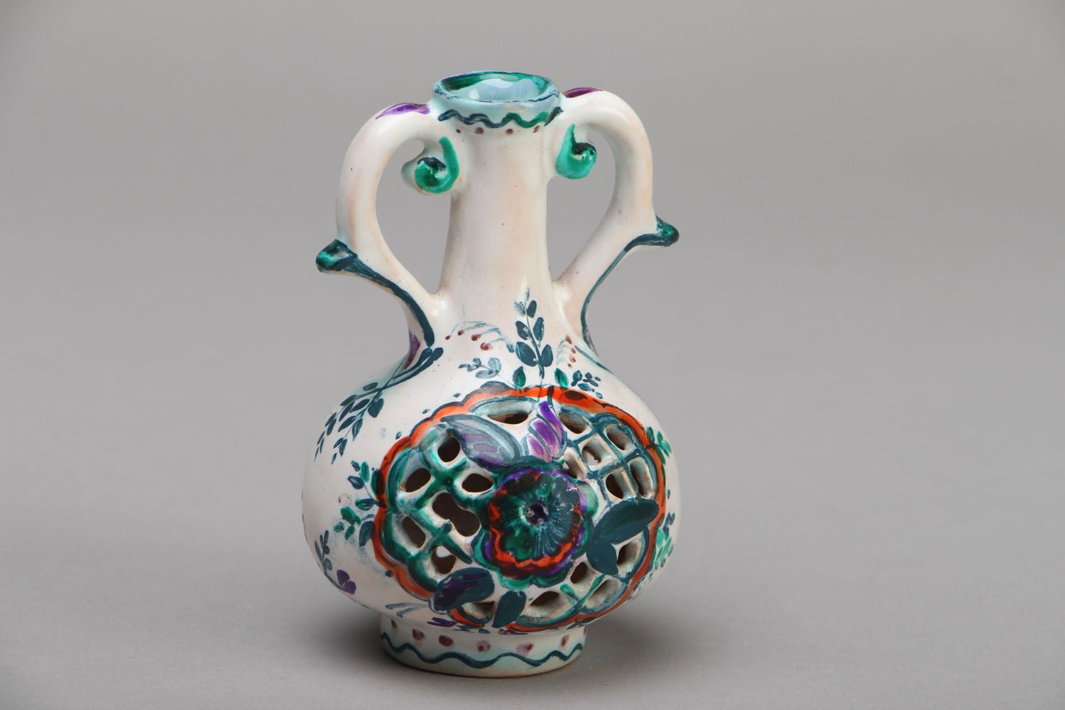 Figurine en céramique artisanale en forme de vase photo 1
