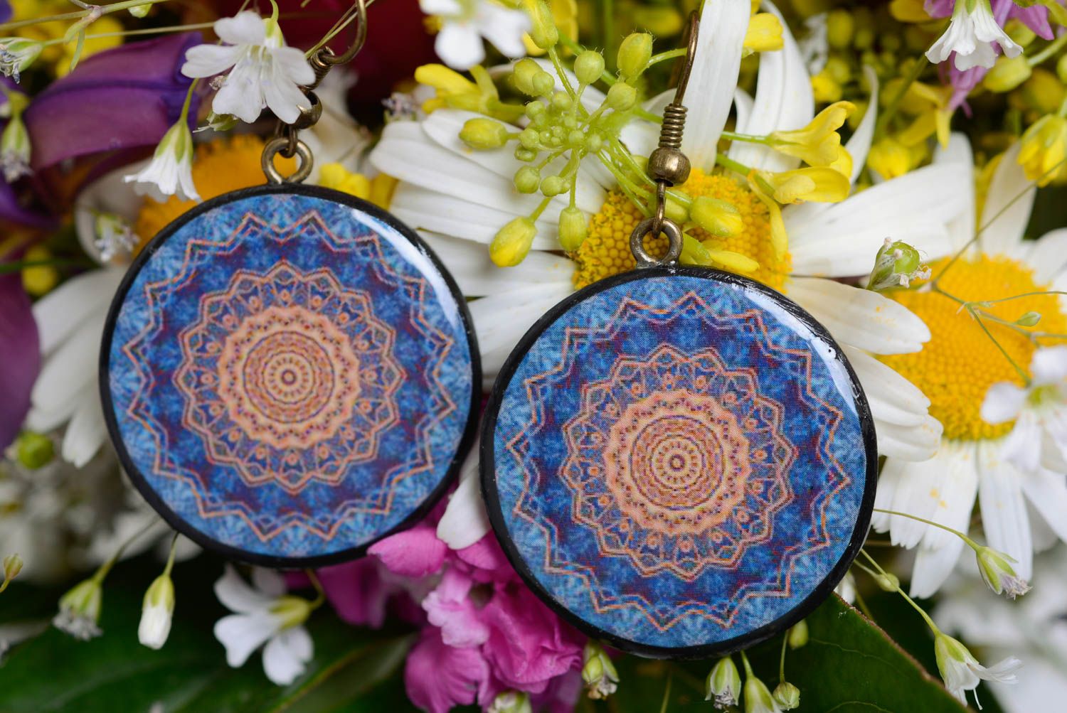 Runde Ohrringe aus Polymerton mit Anhängern Decoupage handmade für Mode Damen foto 1