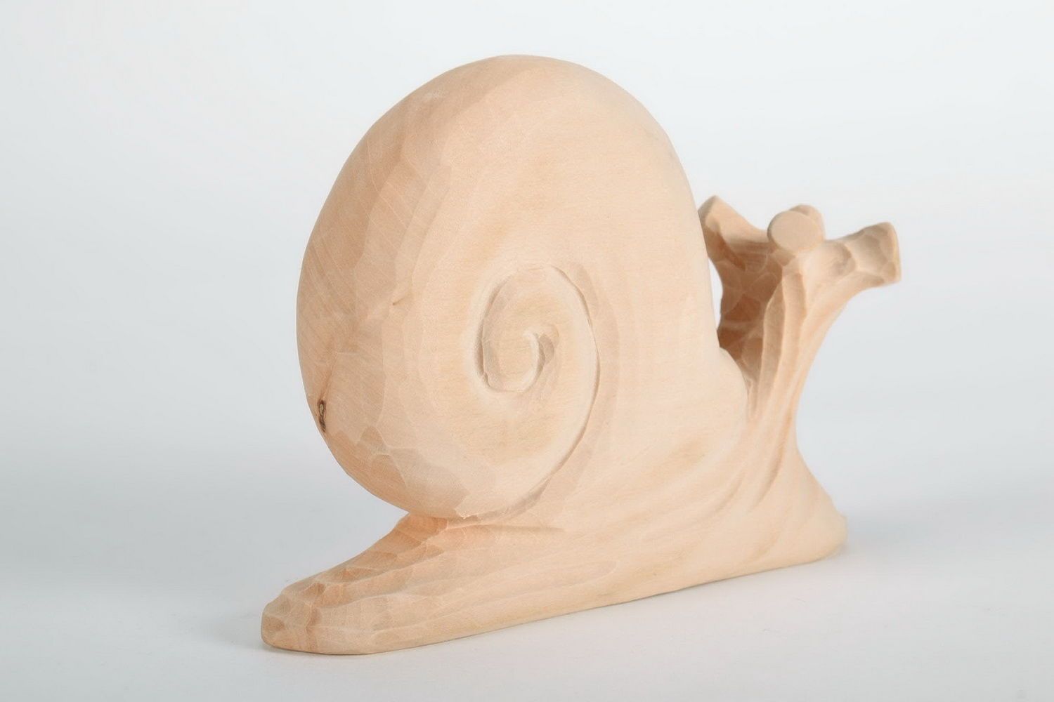 Wooden figurine Snail photo 4