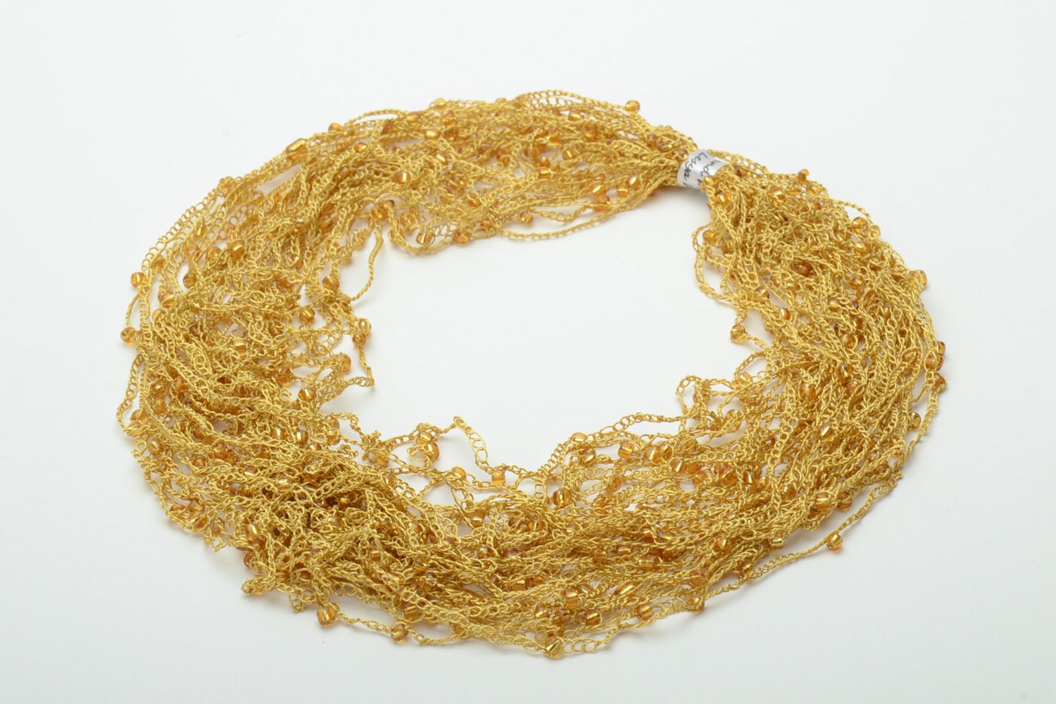 Gelbe lange handgehäkelte Textil Halskette aus Fäden und Glasperlen für Frauen foto 2