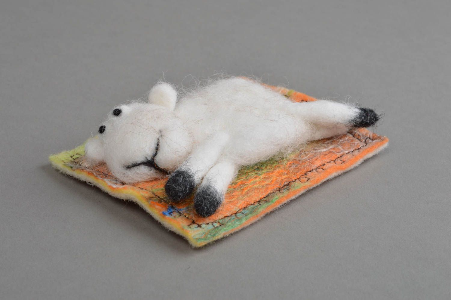 Handmade fridge magnet for children sheep toy woolen toy for home decor photo 2