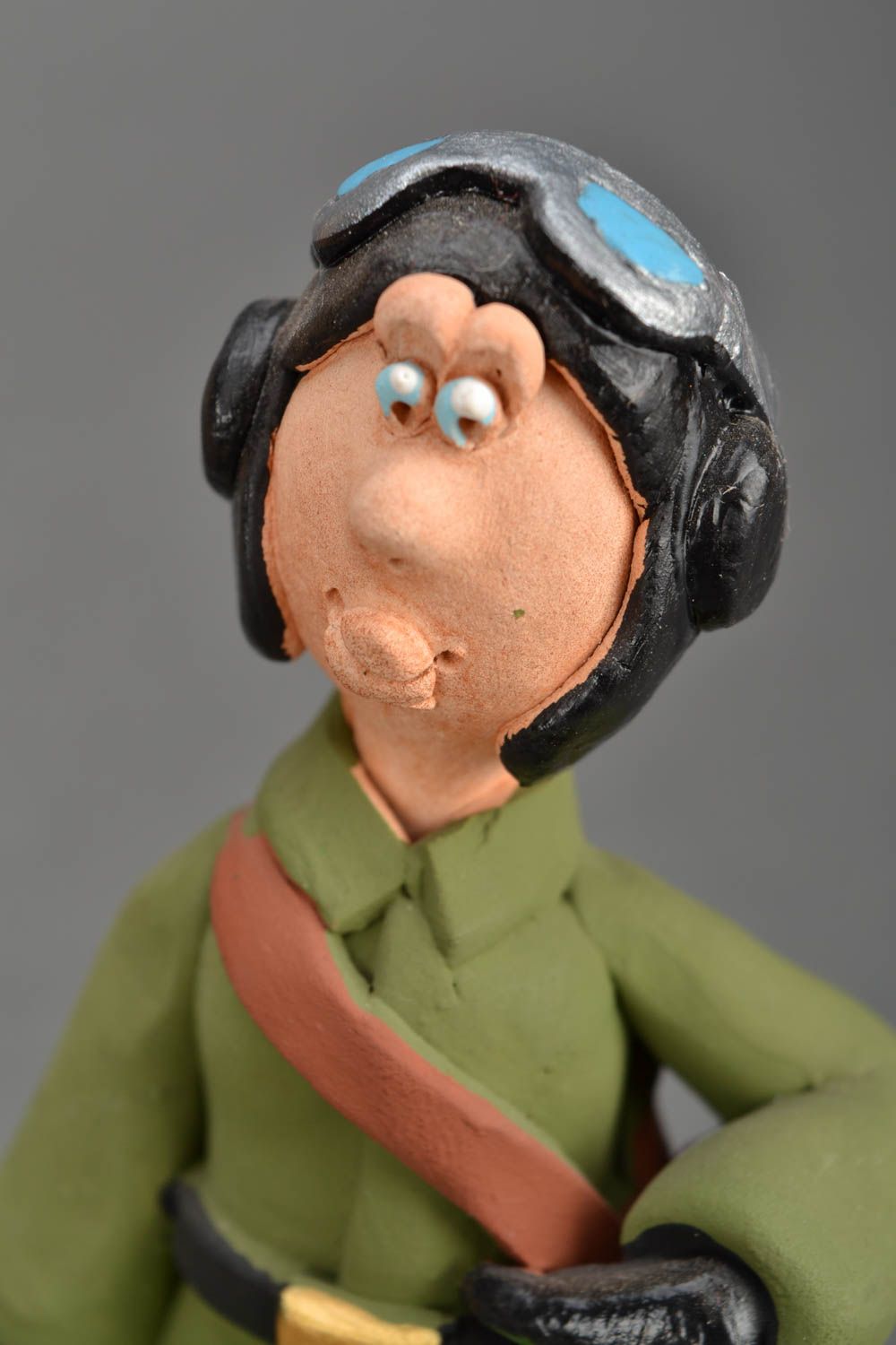 Painted clay statuette Pilot photo 4