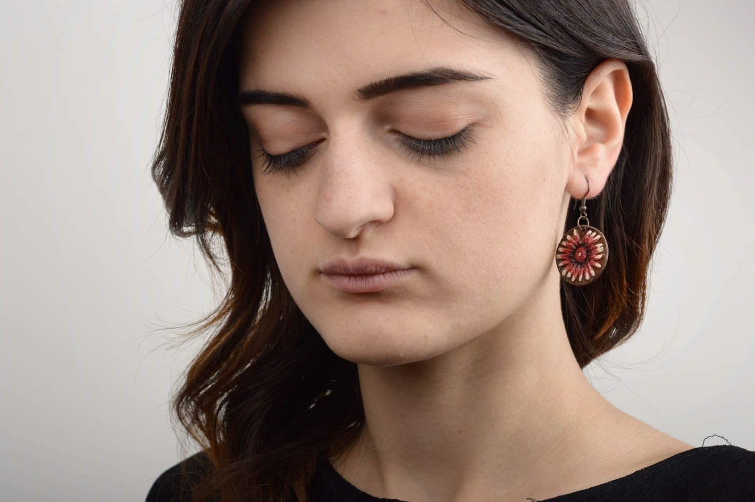 Stylish handmade leather earrings beautiful jewellery fashion tips for girls photo 5