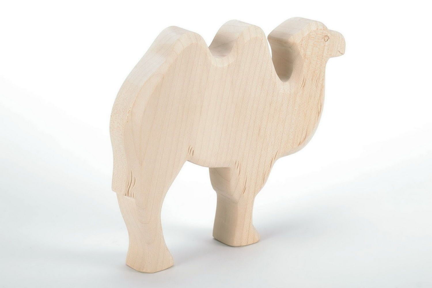 Figurilla de madera Camello foto 4