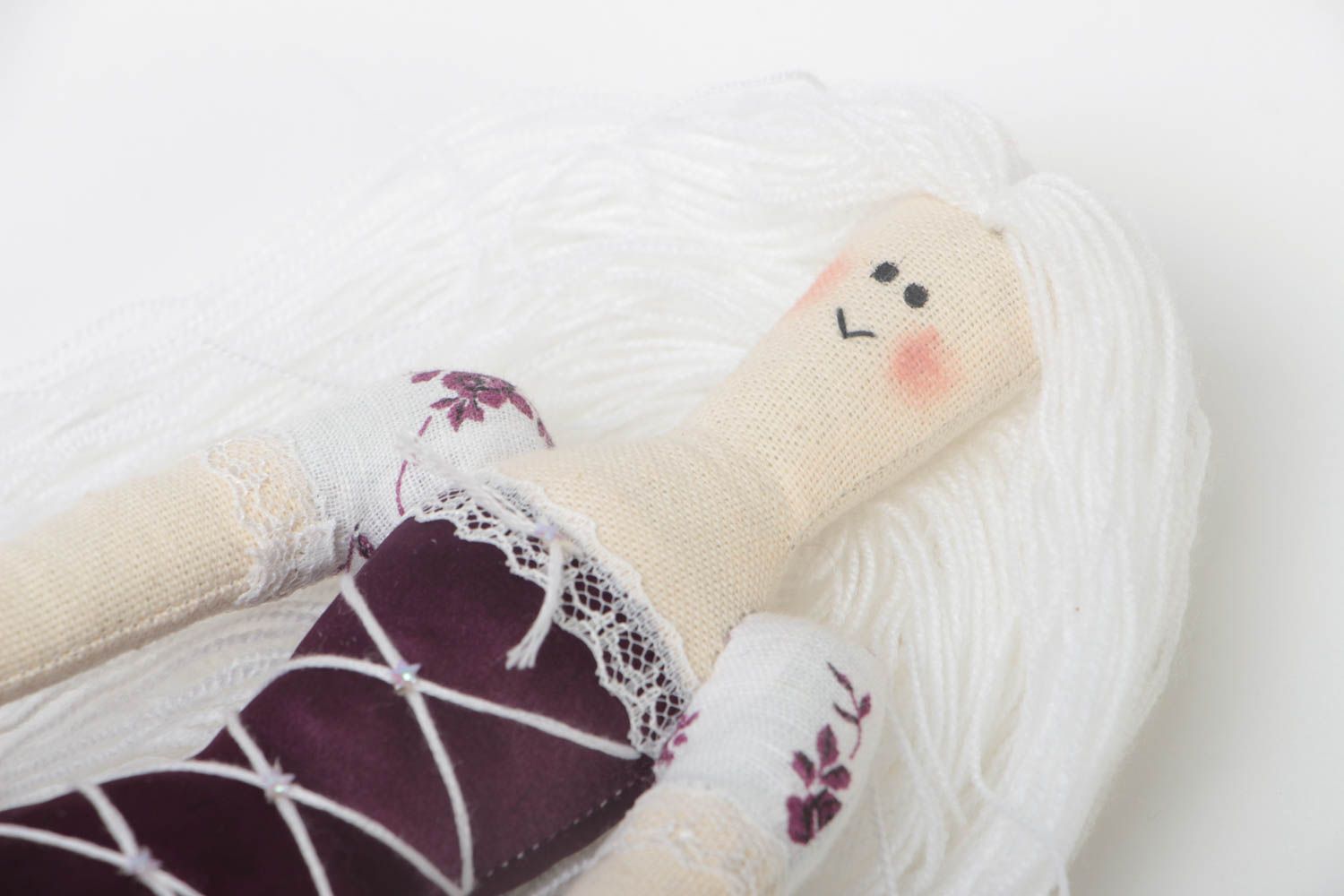 Авторская тканевая кукла детская красивая оригинальная ручной работы стильная фото 3