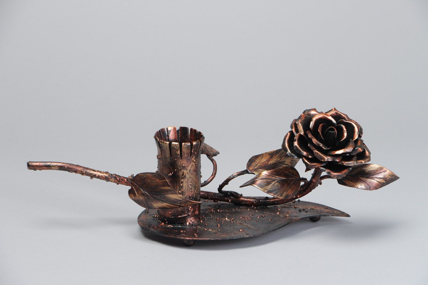 Flor artesanal de hierro original con soporte de color marrón foto 2