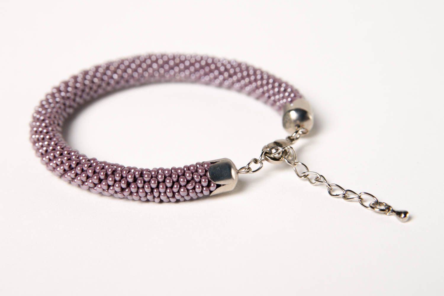 Bracelet perles rocaille Bijou fait main lilas design Accessoire femme photo 4