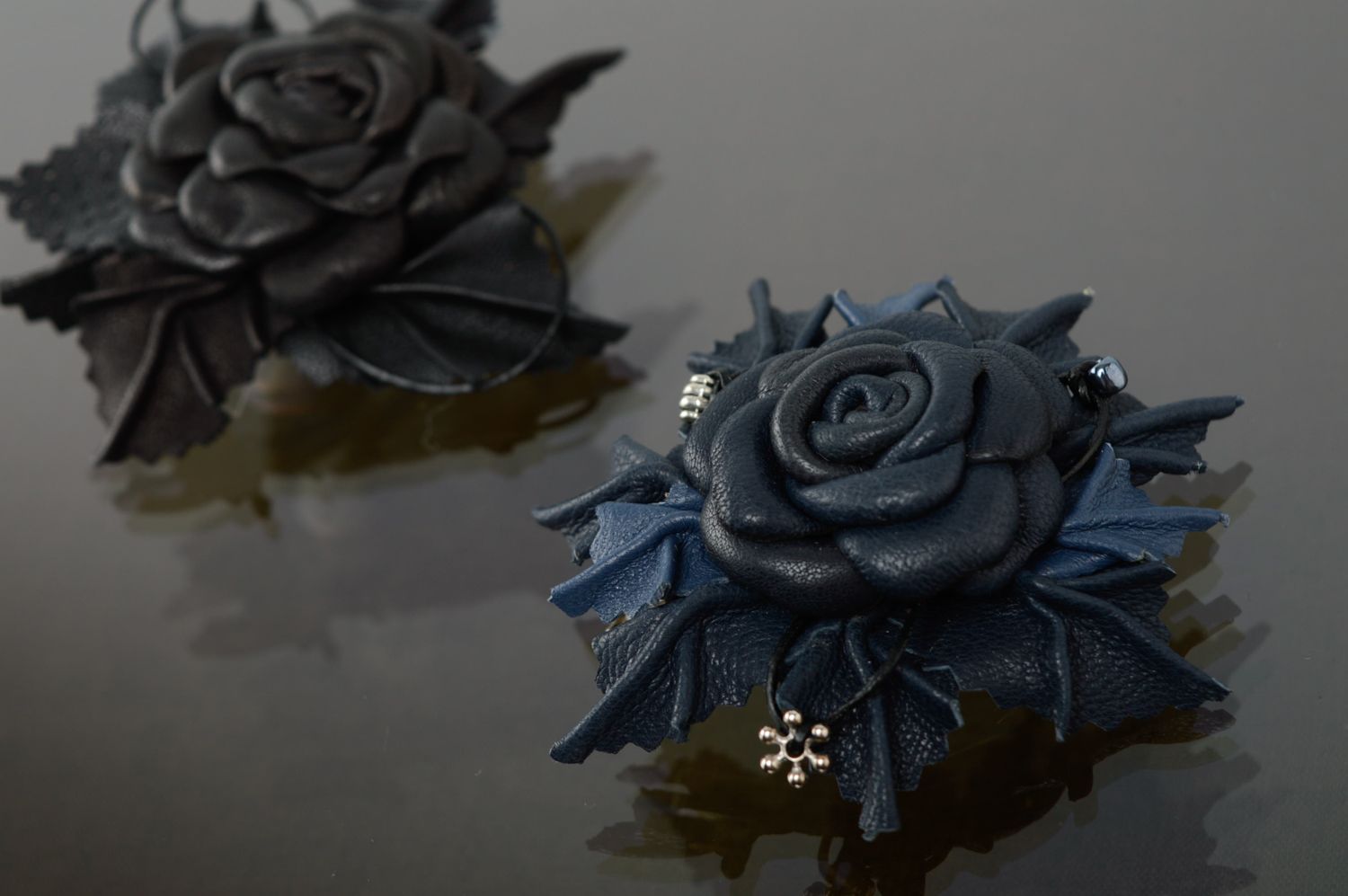 Handmade genuine leather brooch-hair clip Blue Rose photo 5