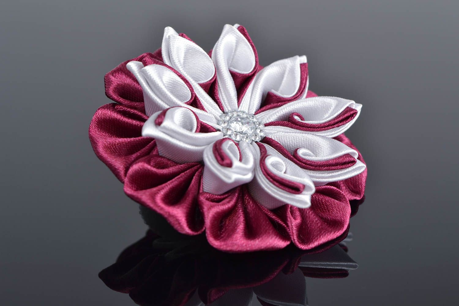 Blume Haargummi aus Atlas handmade grell interessant für kleine Prinzessin foto 1