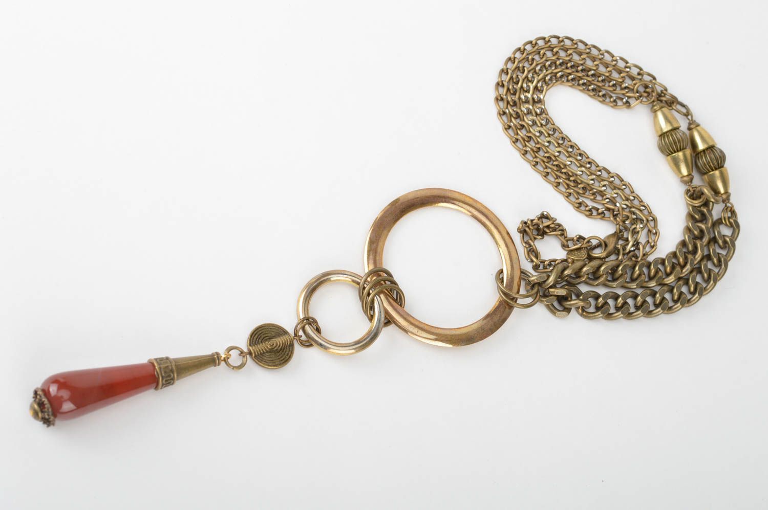 Joli collier métallique sur chaîne avec pendentif fait main accessoire Goutte photo 3