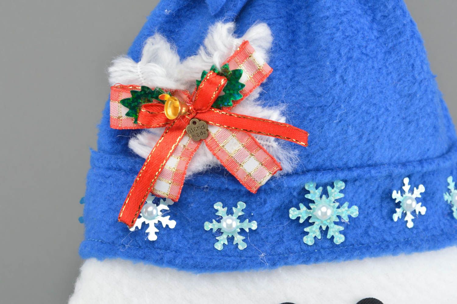 Новогодний детский календарь из тканей ручной работы игрушечный Синий снеговик  фото 4