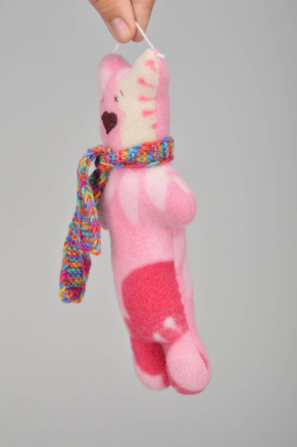 Розовая игрушка в виде мишки ручной работы оригинальная красивая для девочки фото 3