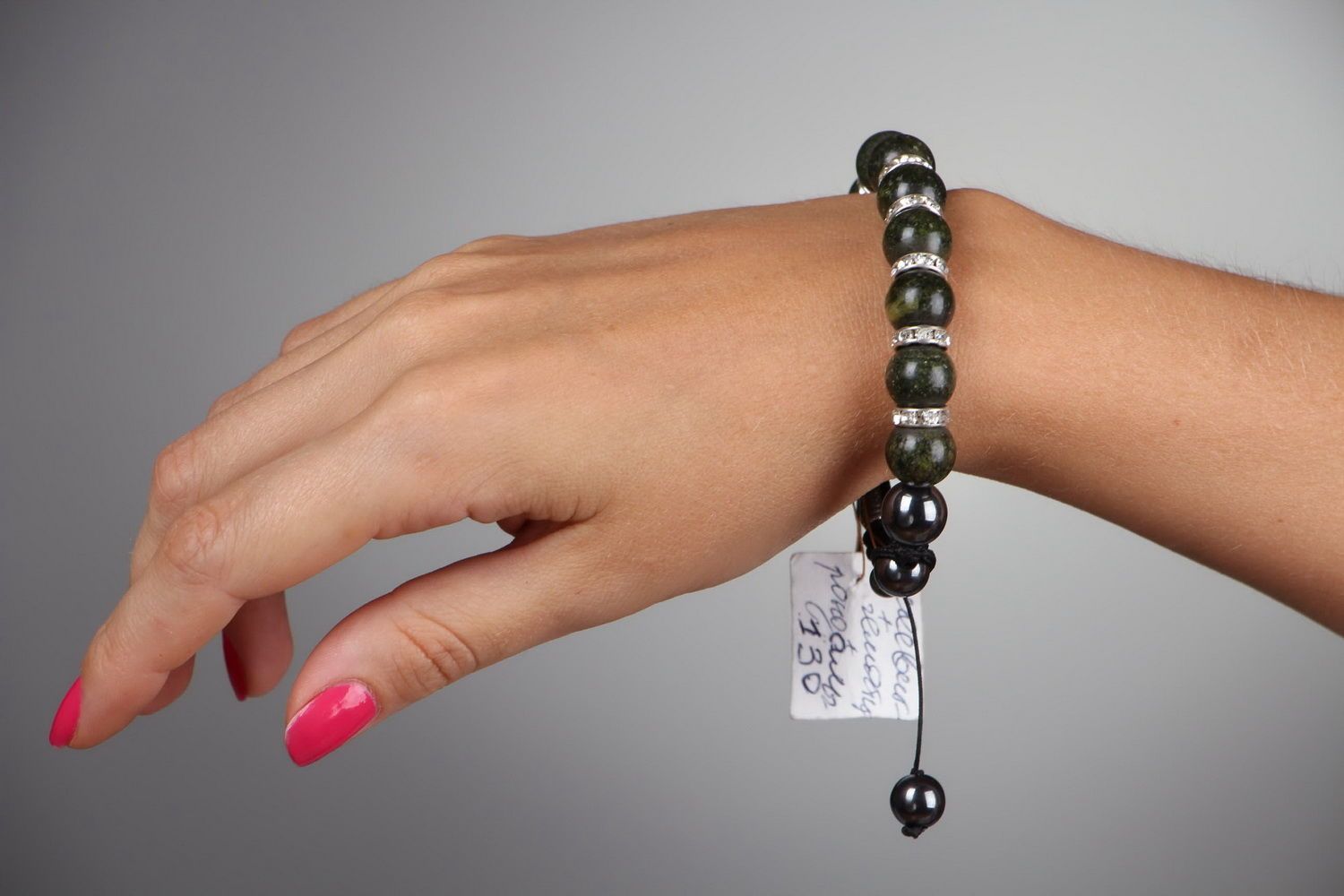 Bracelet de perles en pierres de serpentine et hématite photo 5