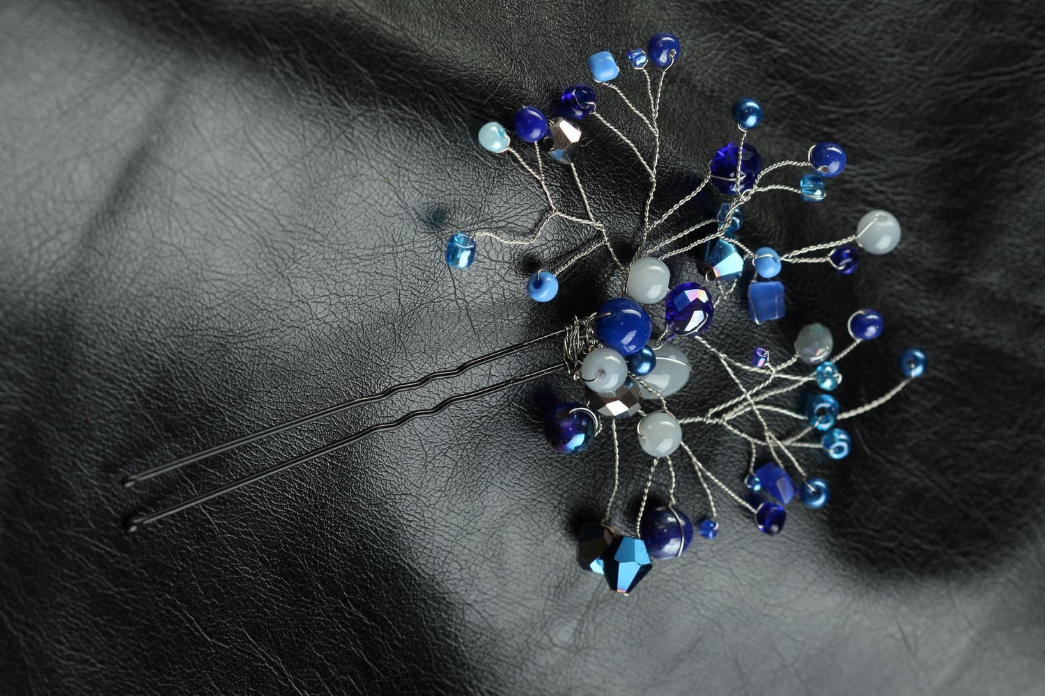 Handmade Haarnadel mit Perlen in Blau Designer Schmuck Accessoire für Haare foto 1