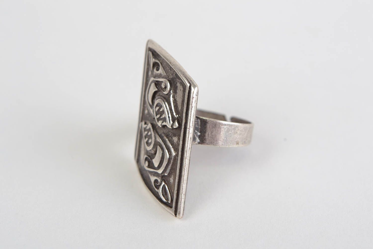 Handgemachter Metall Ring für Frauen schön oval mit zartem Muster im Ethno Stil foto 4