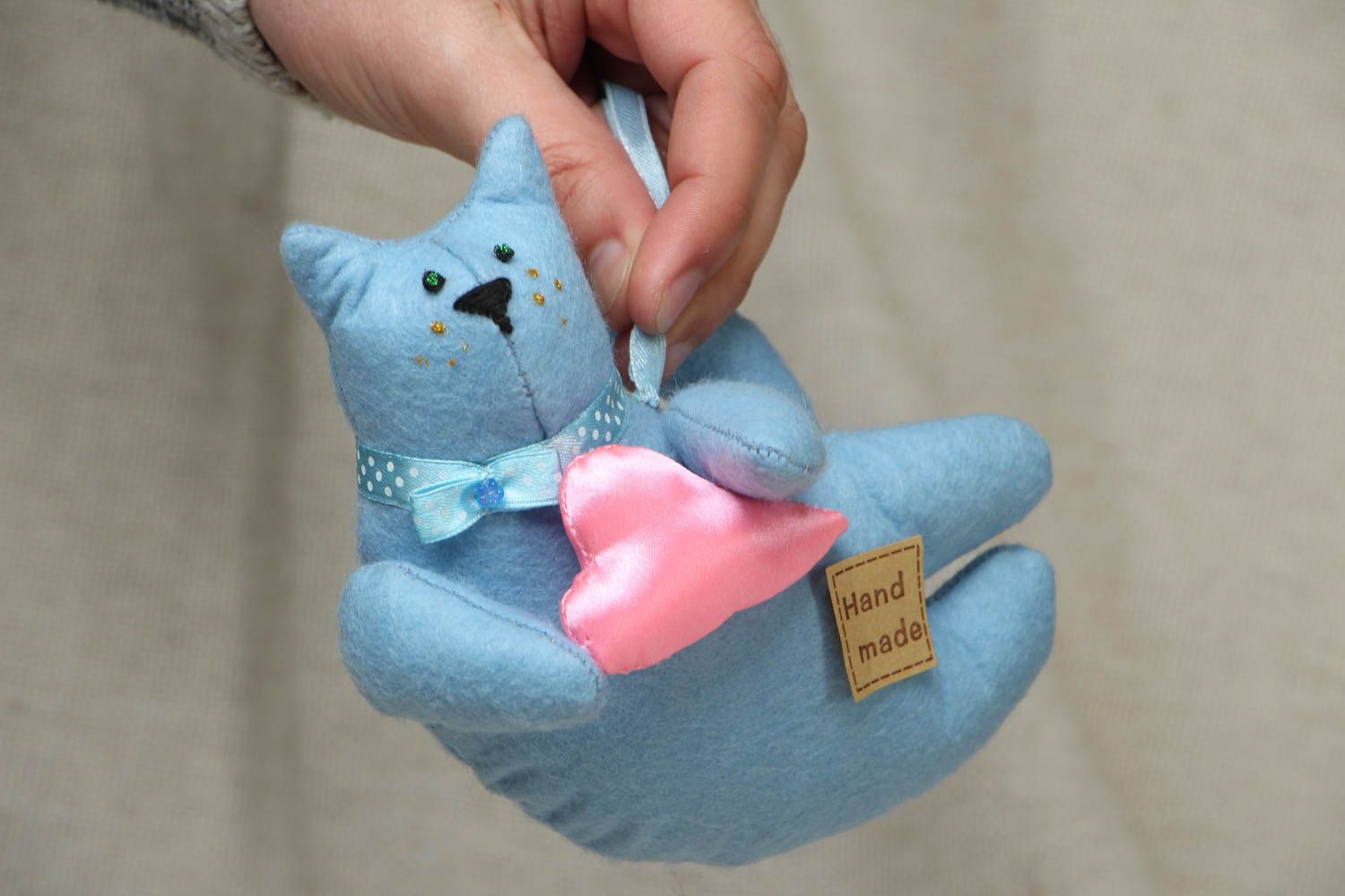 Мягкая игрушка в виде голубого кота фото 4
