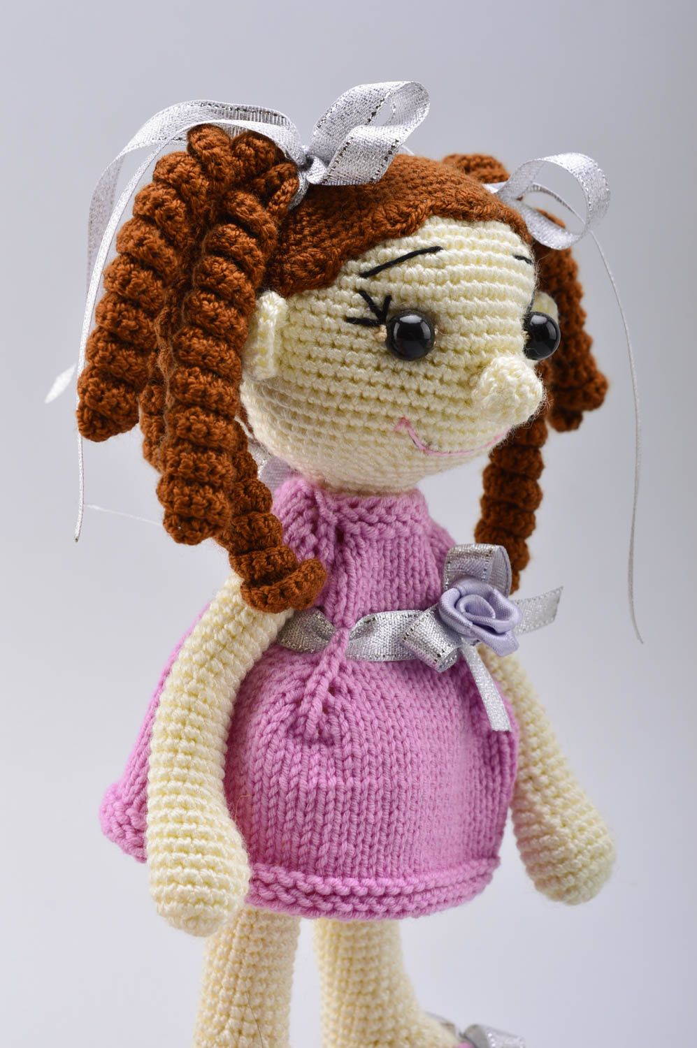 Muñeca de peluche bonita hecha a mano juguete tejido regalo original para niña foto 4