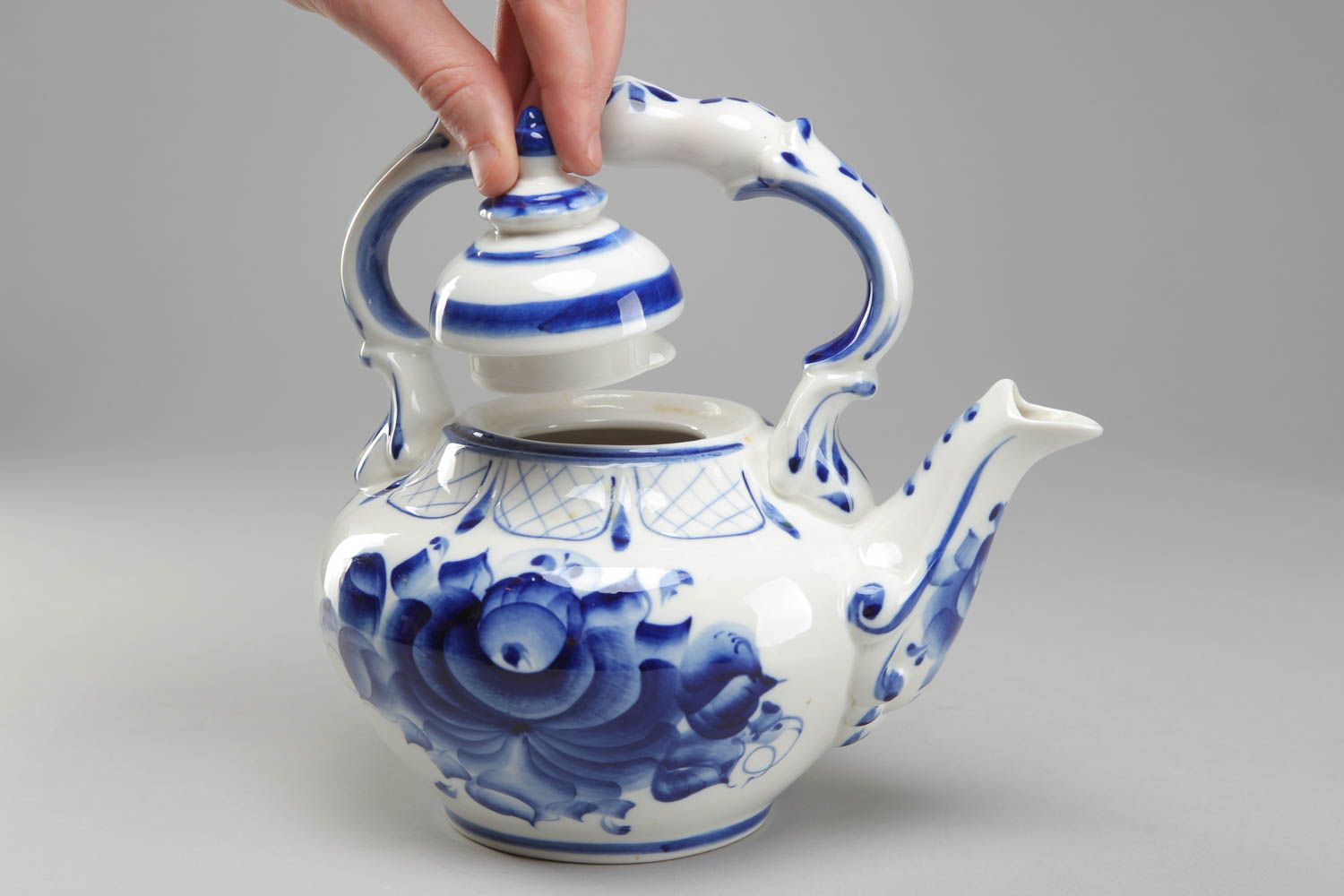 Gzhel porcelain teapot  photo 4