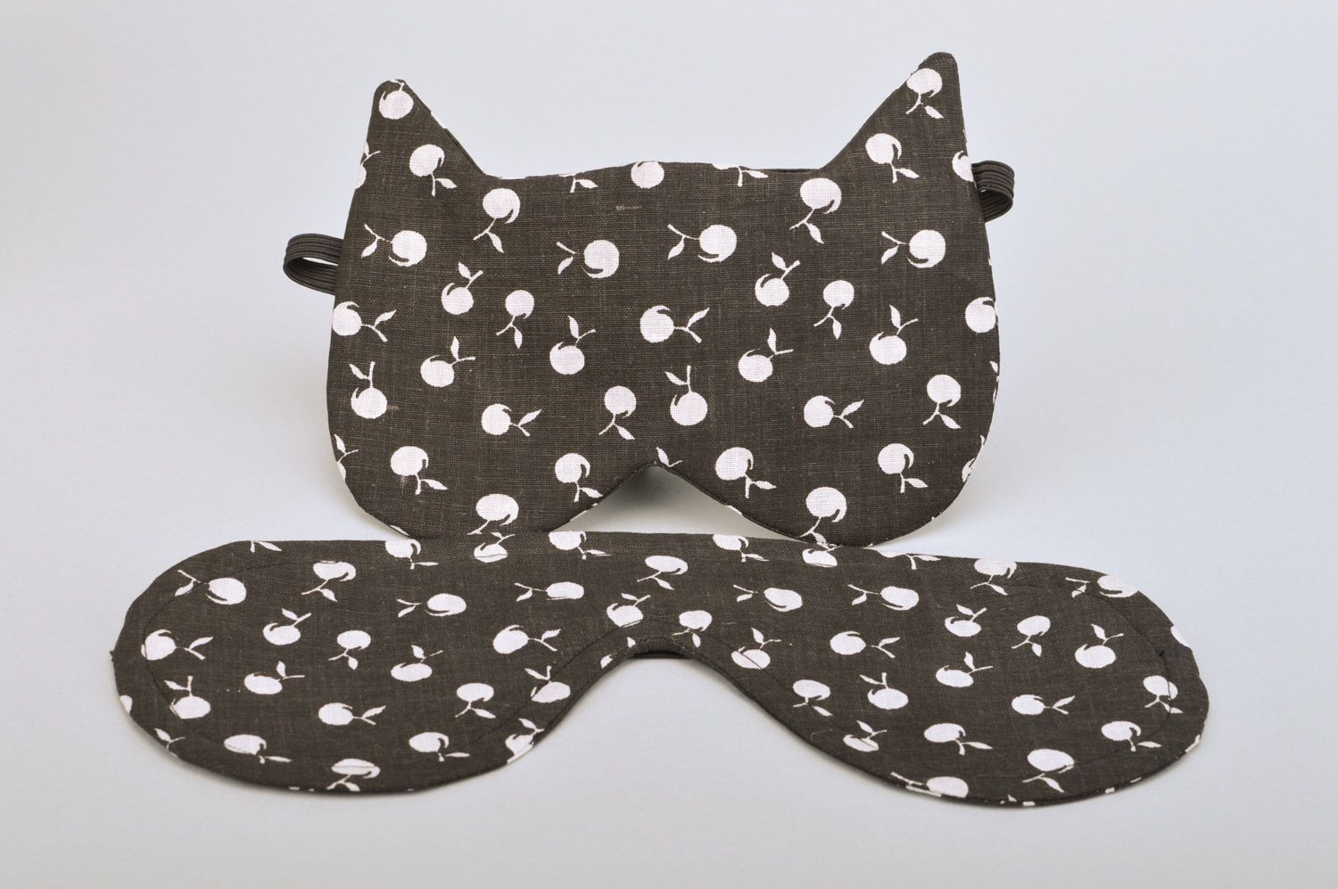Set of handmade decorative sleep masks sewn of polka dot cotton for man and woman  photo 5