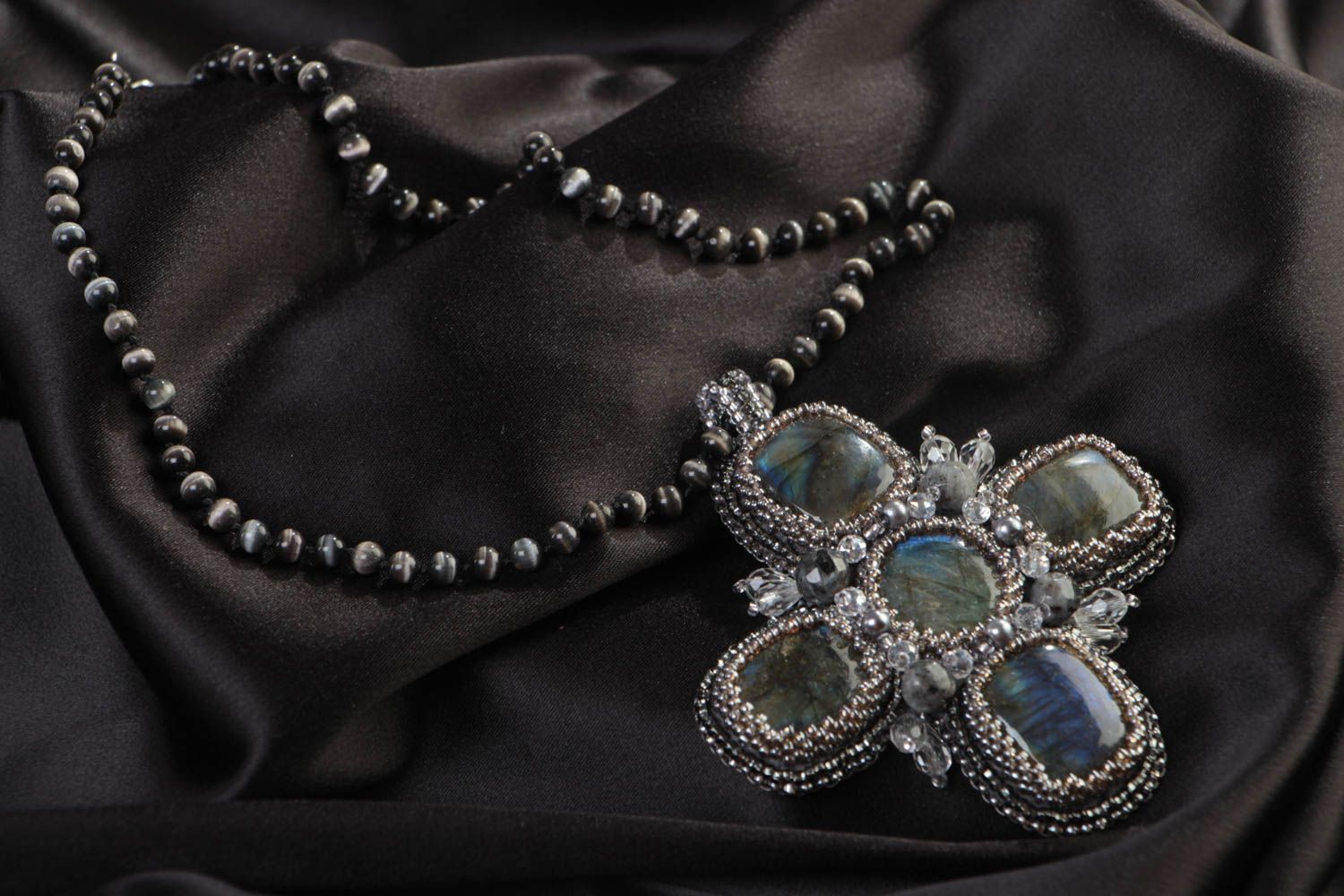 Ожерелье из бисера и натуральных камней ручной работы яркое массивное Крест фото 1