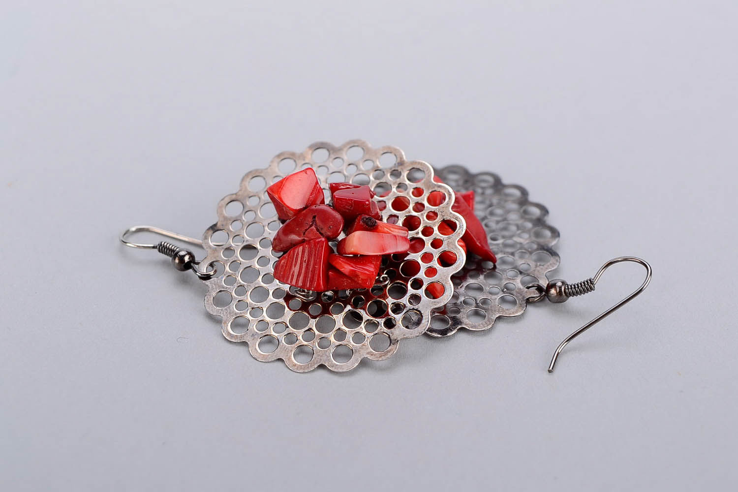 Openwork earrings with coral photo 4