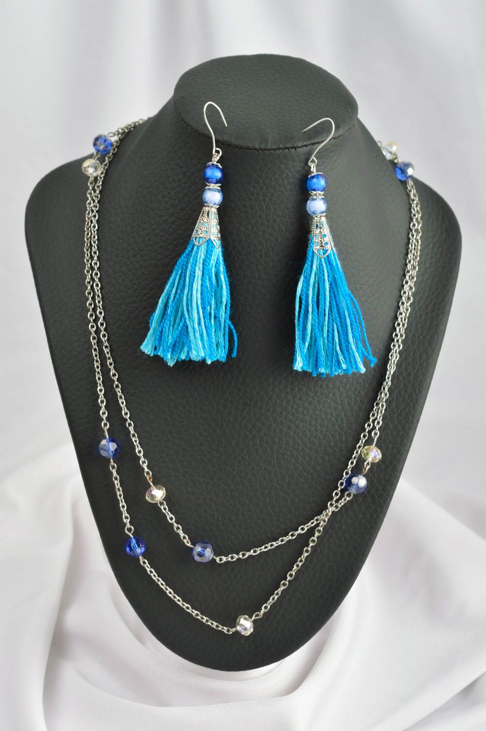 Украшение ручной работы ожерелье на шею длинные серьги голубые оригинальные фото 1