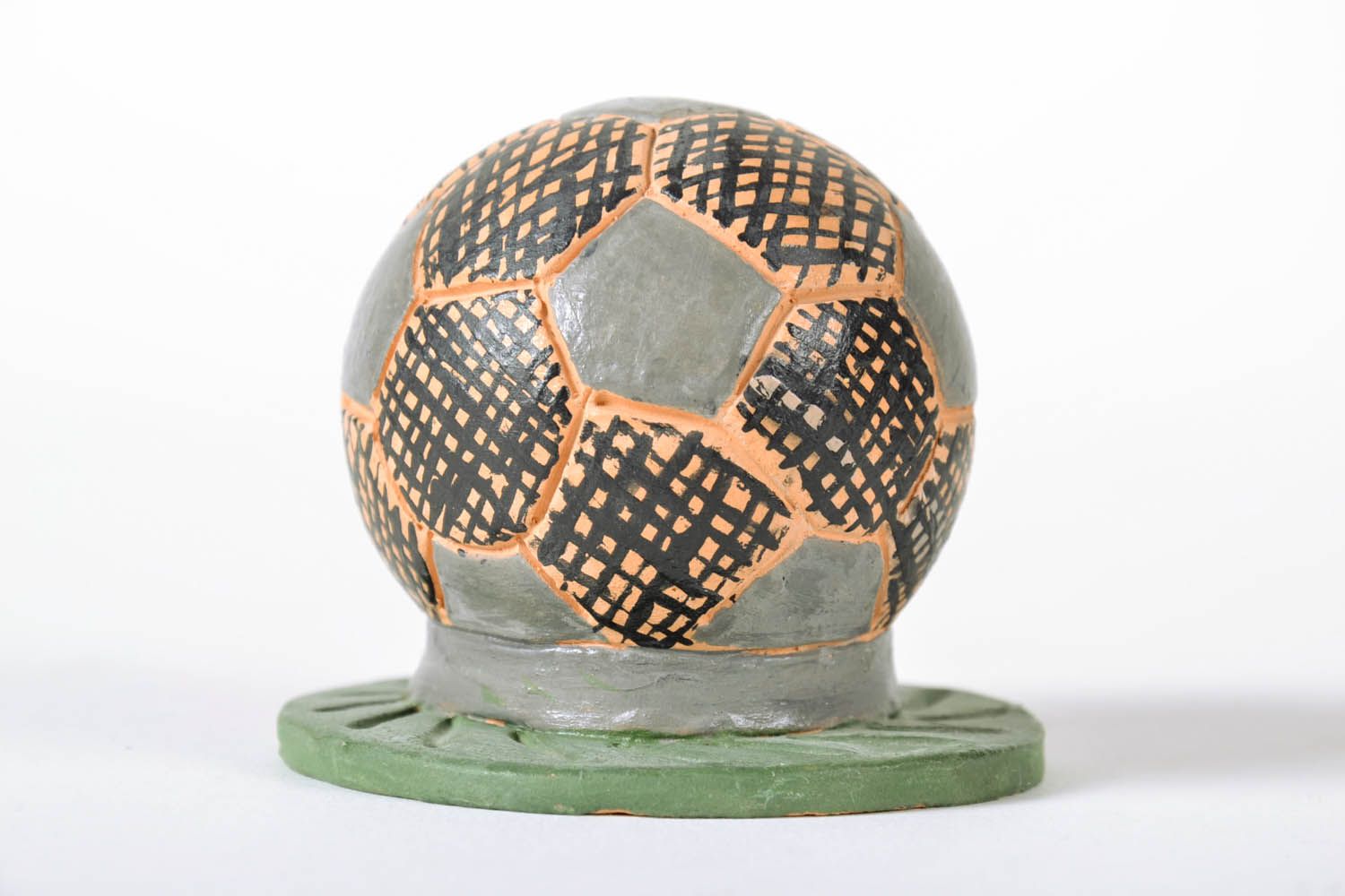 Керамическая статуэтка Футбольный мяч фото 2