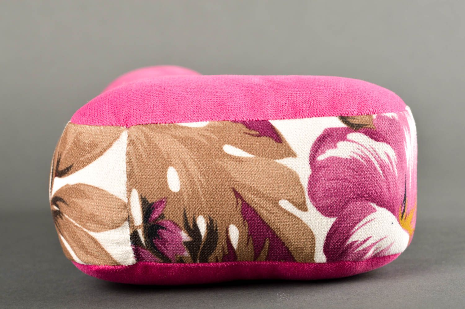 Декоративные подушки ручной работы подушки-буквы розовые красивые подушки LOVE фото 3
