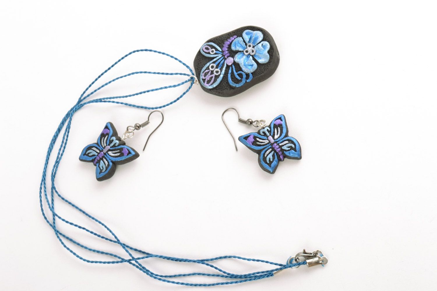 Handmade painted ceramic jewelry set 2 items clay earrings and pendant in the shape of butterflies photo 5