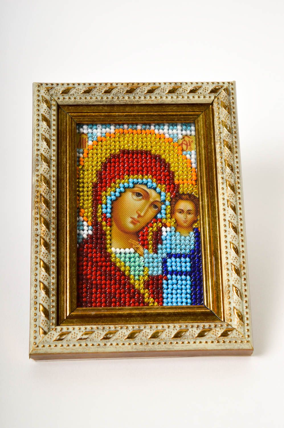 Икона ручной работы православная икона Богоматерь с младенцем икона из бисера фото 2