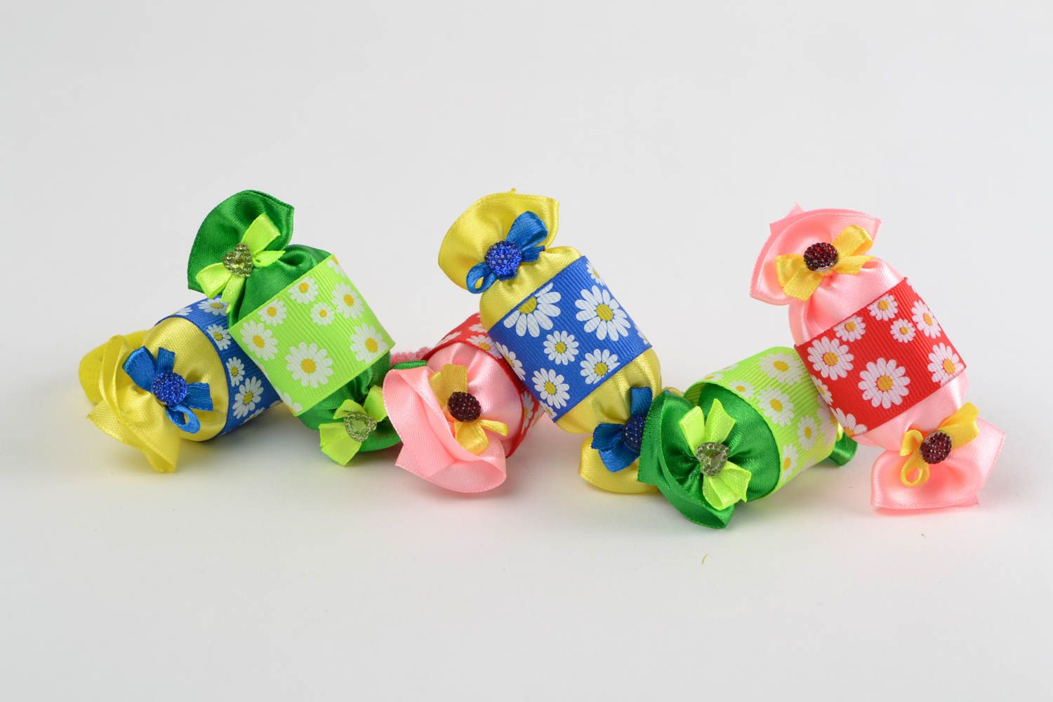 Набор детских резинок из 4 штук разноцветные красивые из репсовых лент хэнд мейд фото 5