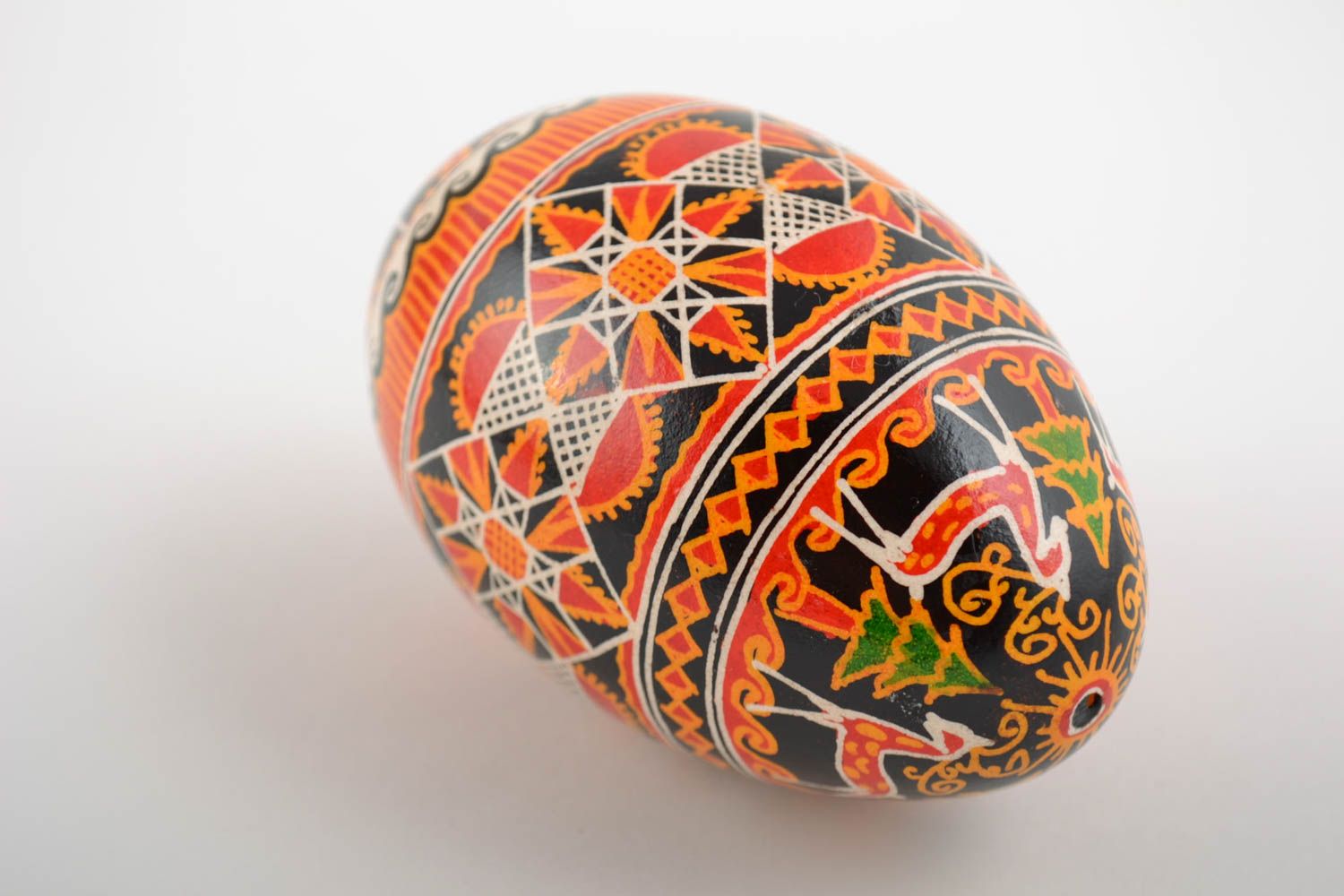 Гусиное пасхальное яйцо расписанное акриловыми красками ручной работы красивое фото 3