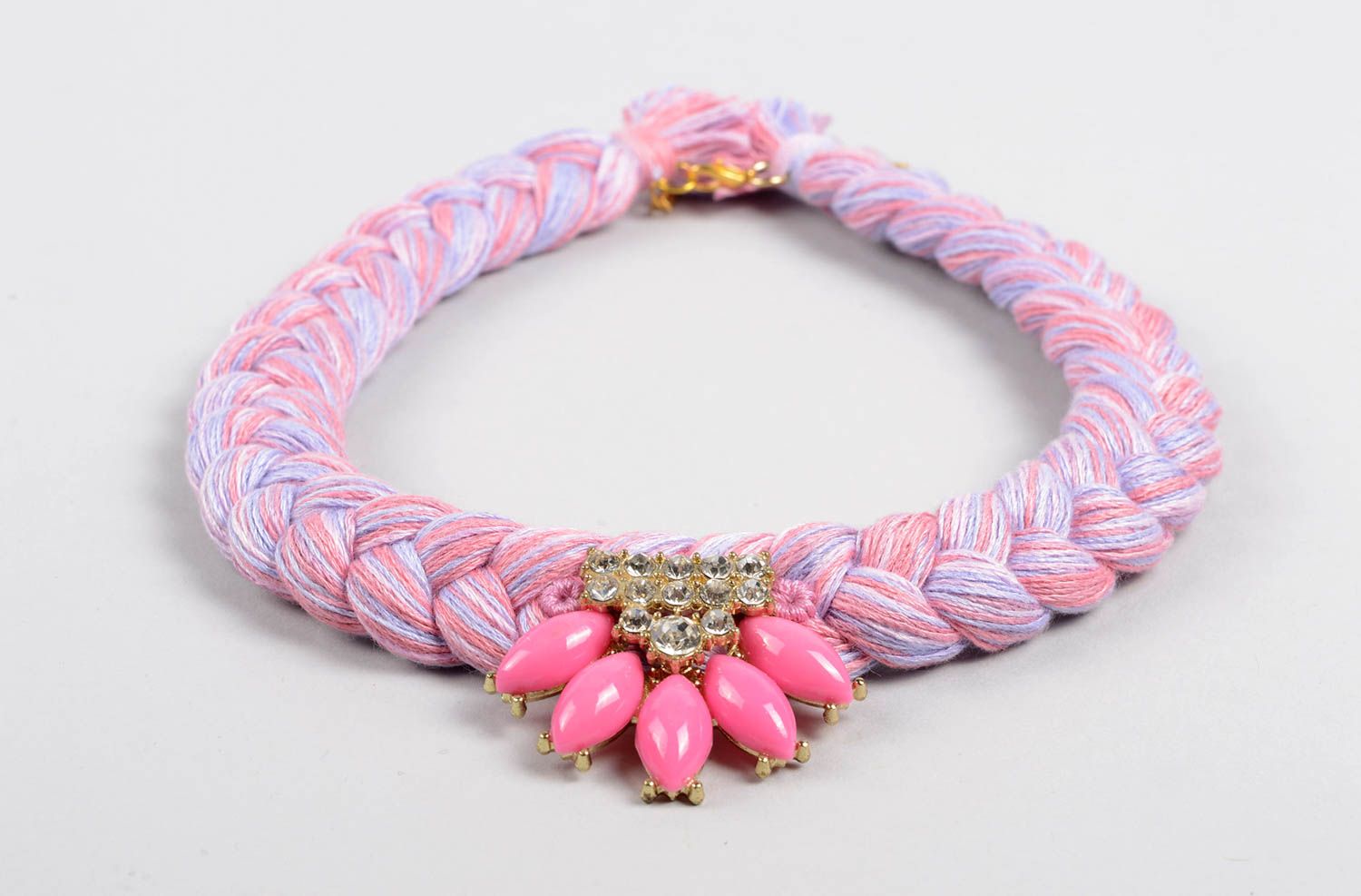Handmade Halskette für Frauen Stoff Halskette Designer Schmuck aus Baumwollfäden foto 2