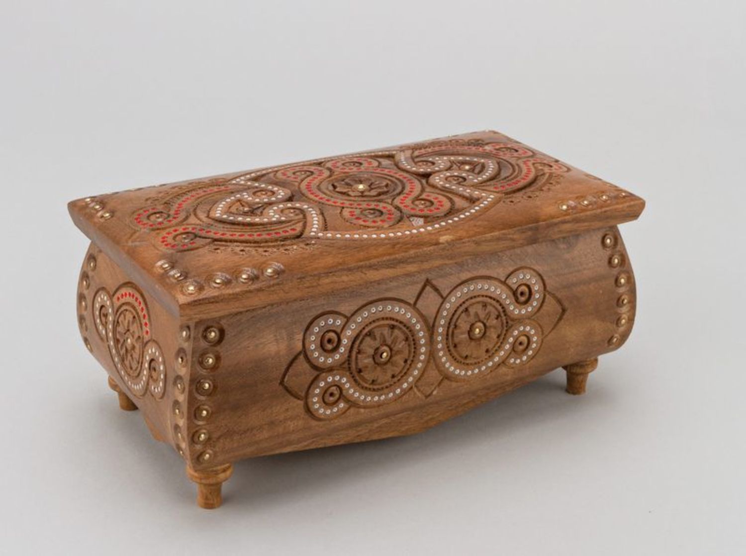 Wooden box inlaid with beads photo 2