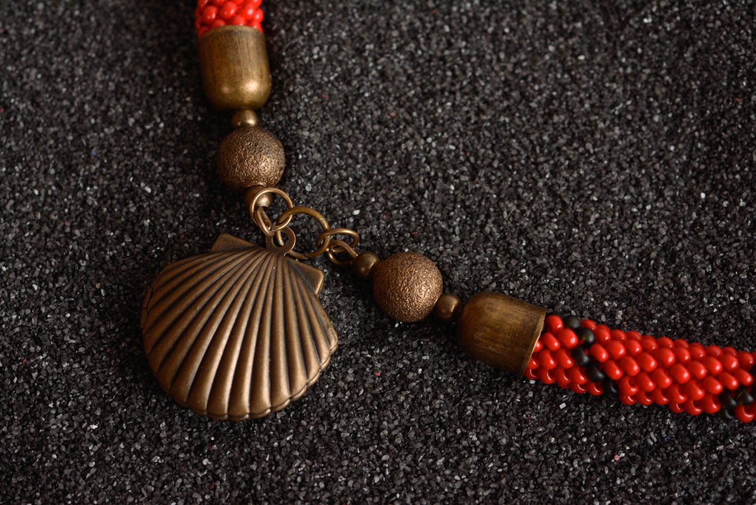 Collar de abalorios rojos con concha bisutería artesanal regalo para mujer foto 4