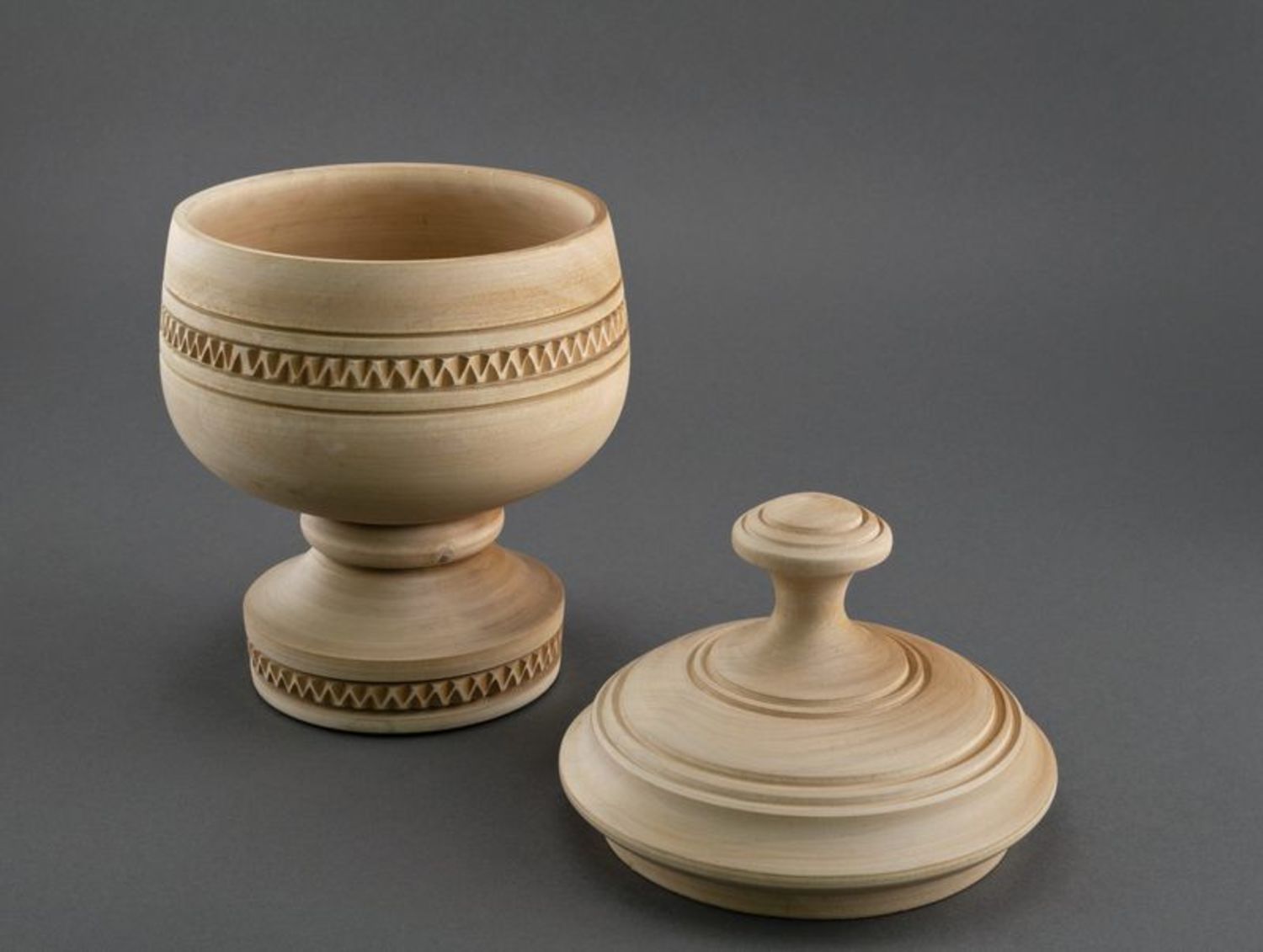 Vaso con coperchio fatto a mano Vaso di legno Bomboniera Zuccheriera di legno 
 foto 3