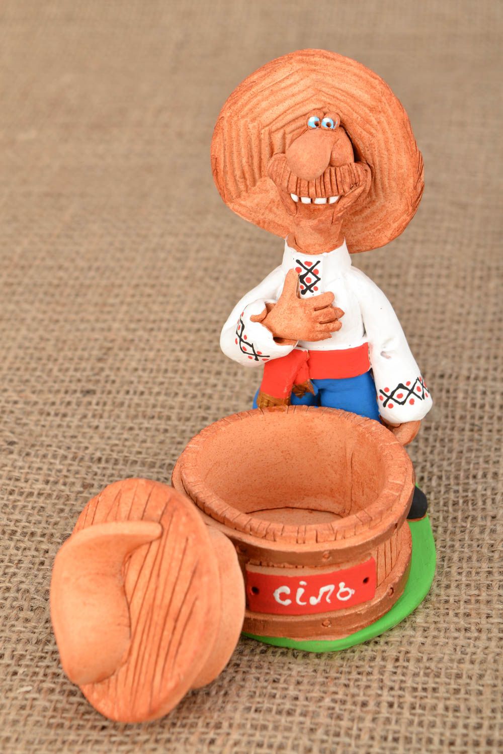 Statuina in ceramica fatta a mano soprammobile divertente souvenir originale foto 1