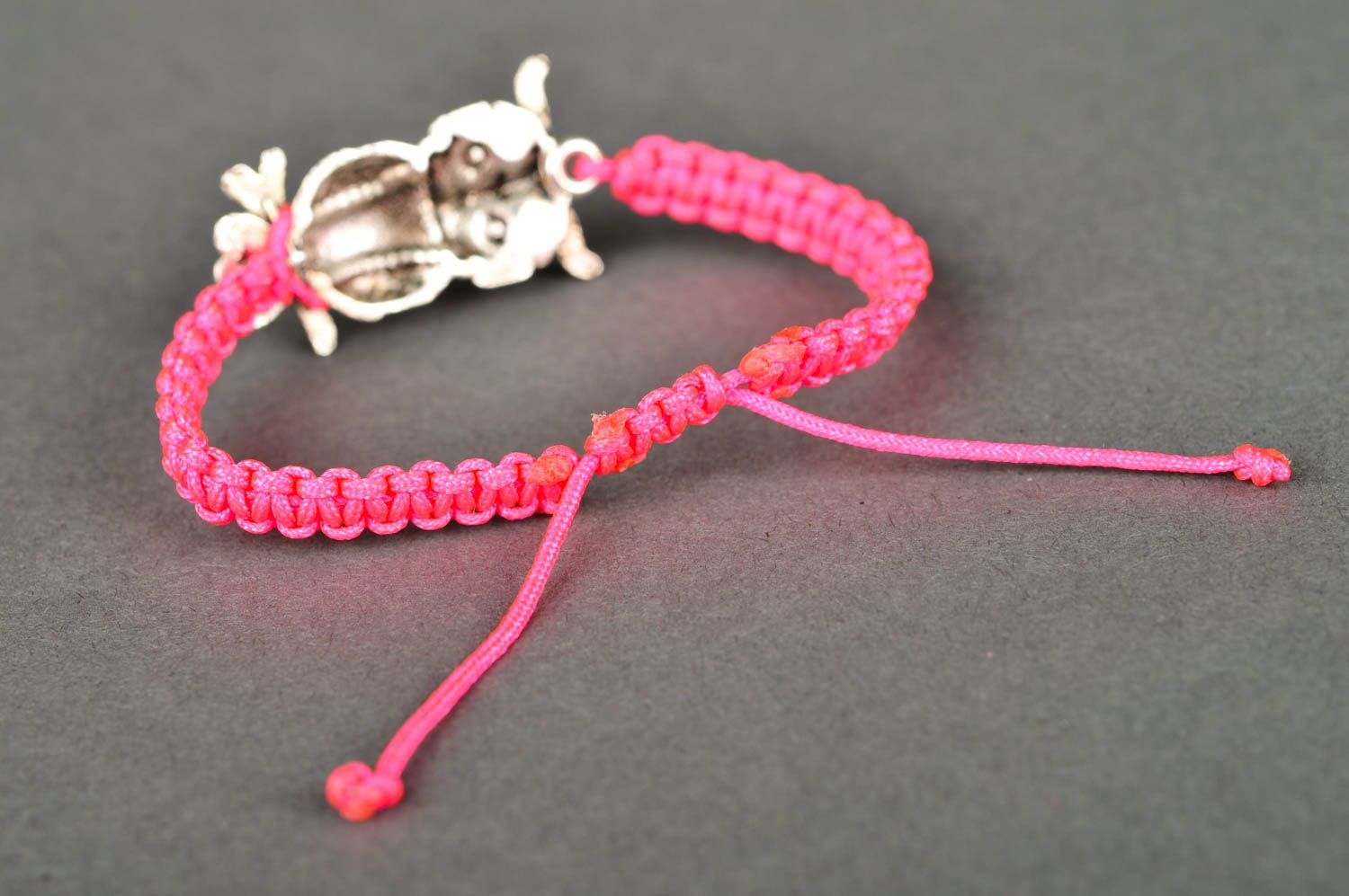 Bracelet tressé rose Bijou fait main avec hibou métallique Cadeau pour femme photo 5