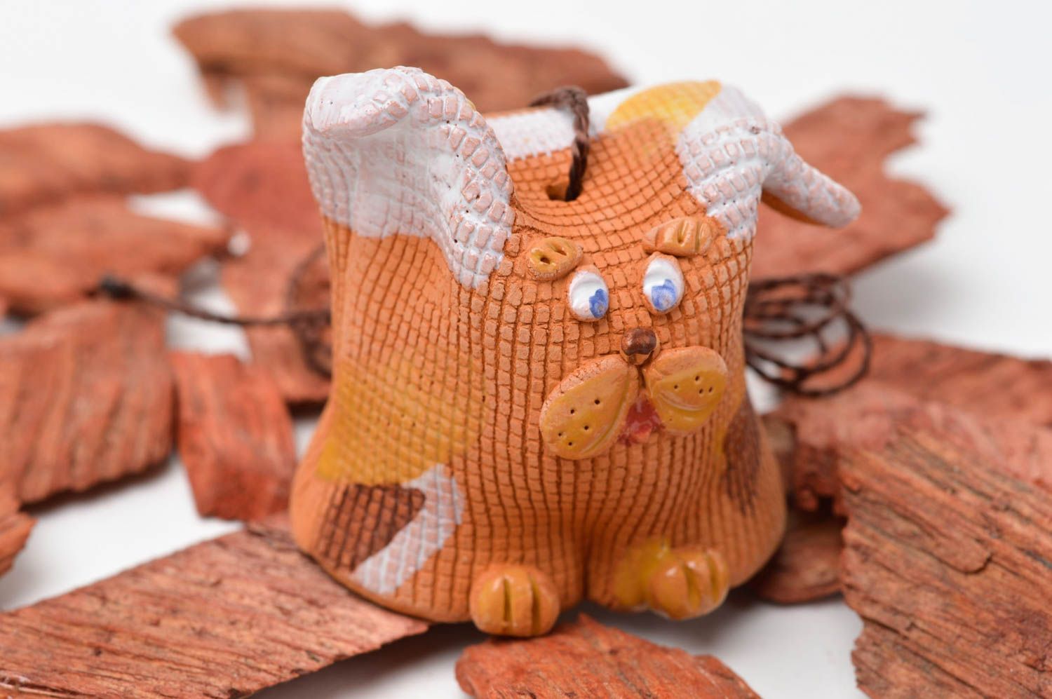 Ton Glöckchen handmade Deko zum Aufhängen Anhänger Keramik Hund Figur in Braun foto 1