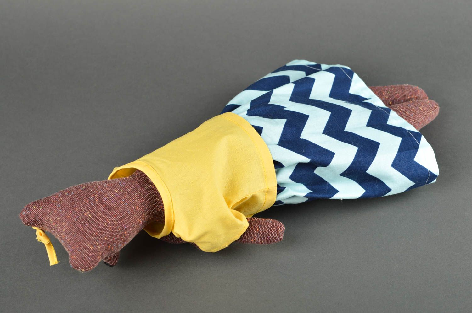 Handmade Kuscheltier Bär Stoff Spielzeug Geschenk für Kinder Bärin im Kleid foto 5
