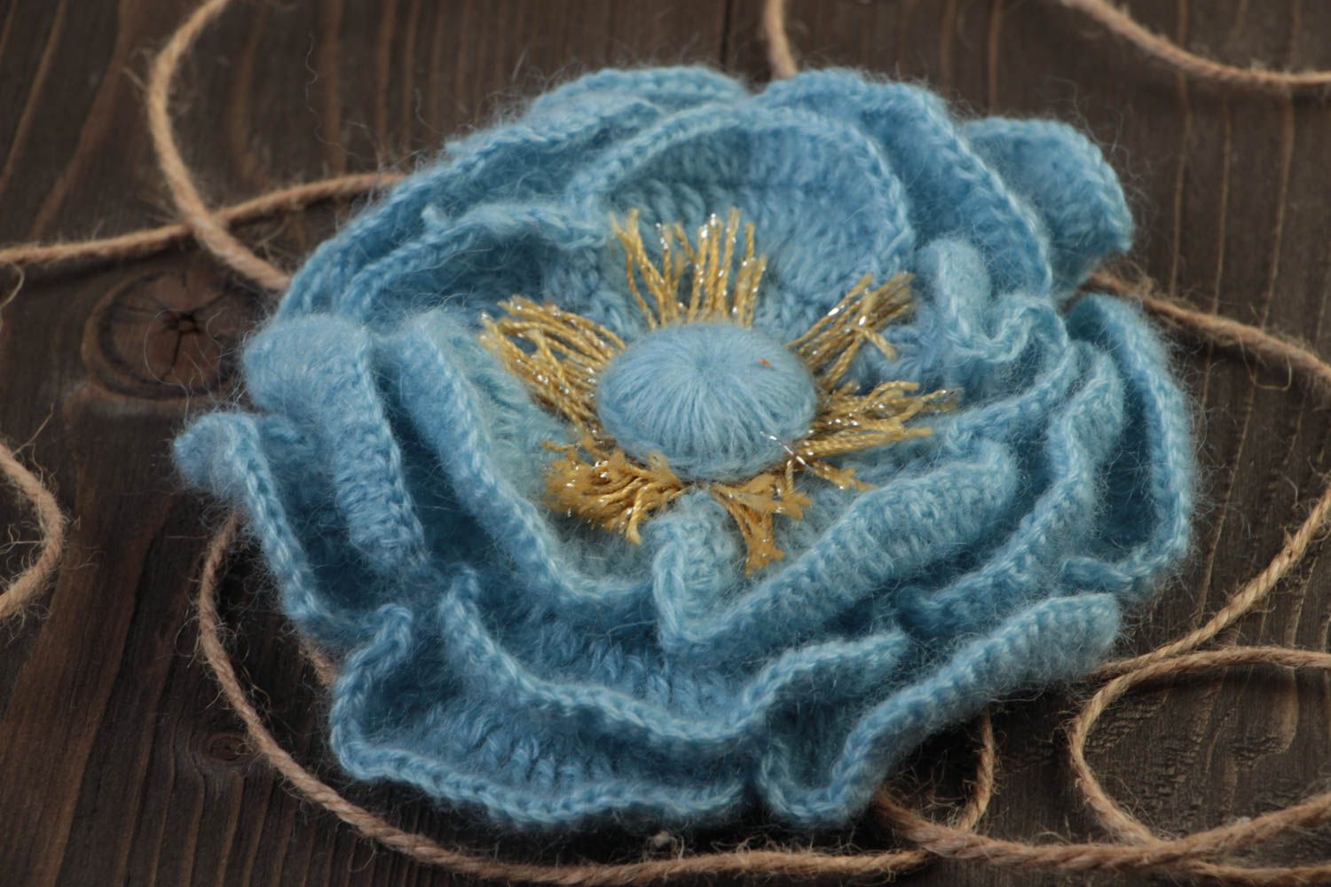 Broche hecho a mano tejido a crochet accesorio de moda regalo original foto 1