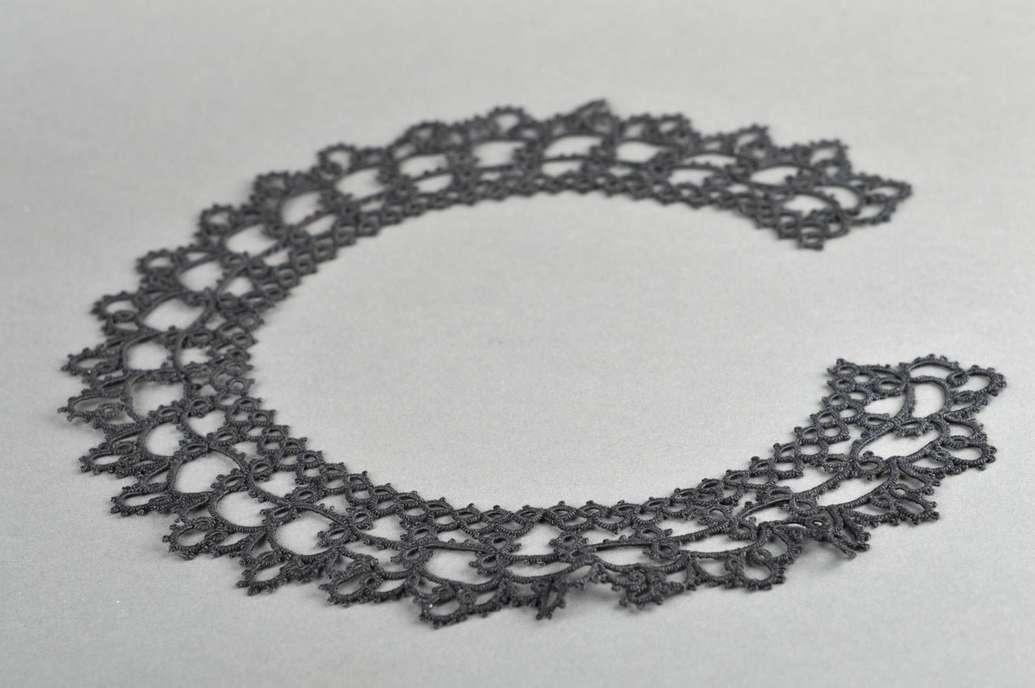 Stylish handmade textile necklace woven lace necklace beautiful jewellery photo 3