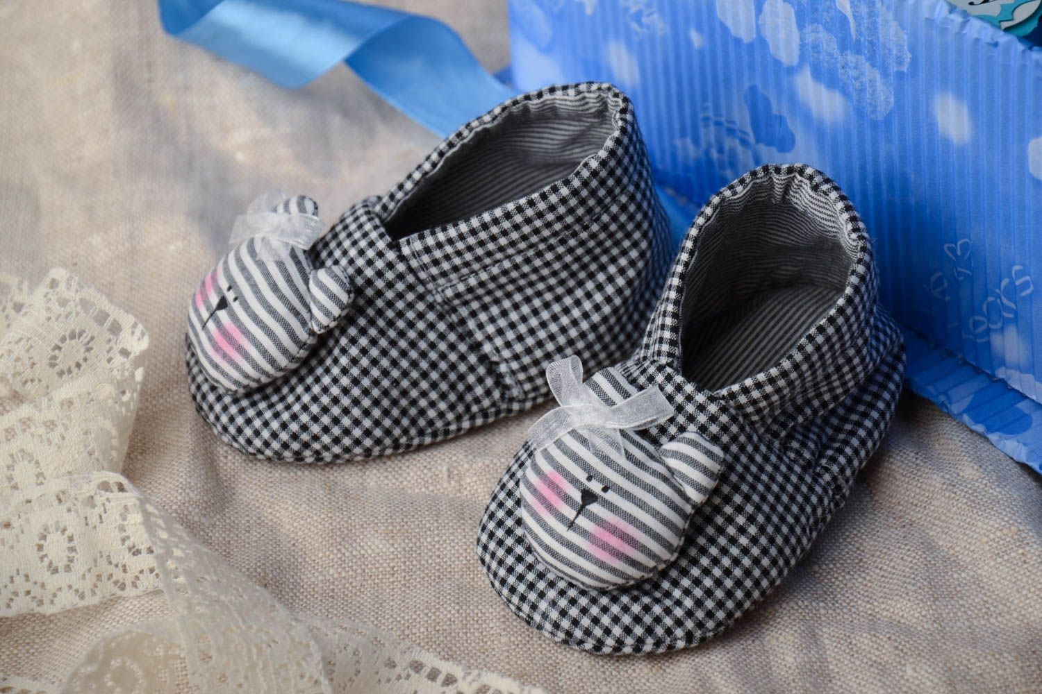 Handmade baby shoes sewn of checkered cotton fabric with metal buttons Bears photo 1