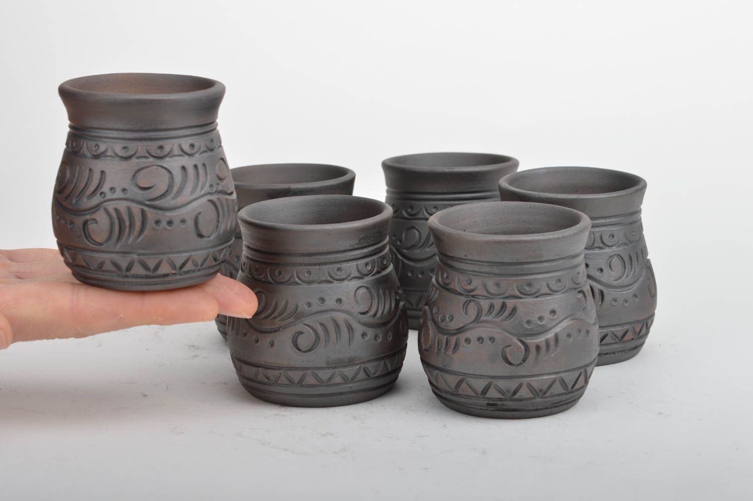 Set of 6 handmade decorative small ceramic ornamented ethnic shot glasses photo 3